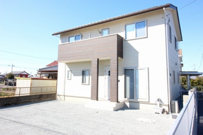 【外観】 | 太田市新田反町町　中古戸建 | 南向きの陽当り良好な3SLDK中古戸建☆