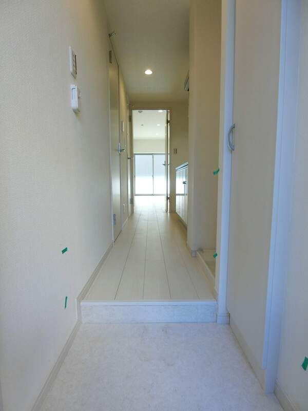 リブリ・大沼の玄関