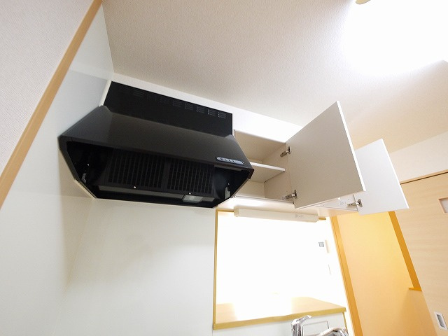 サンガーデンＭ・Ⅰのキッチン|コンパクトなキッチンで掃除もラクラク