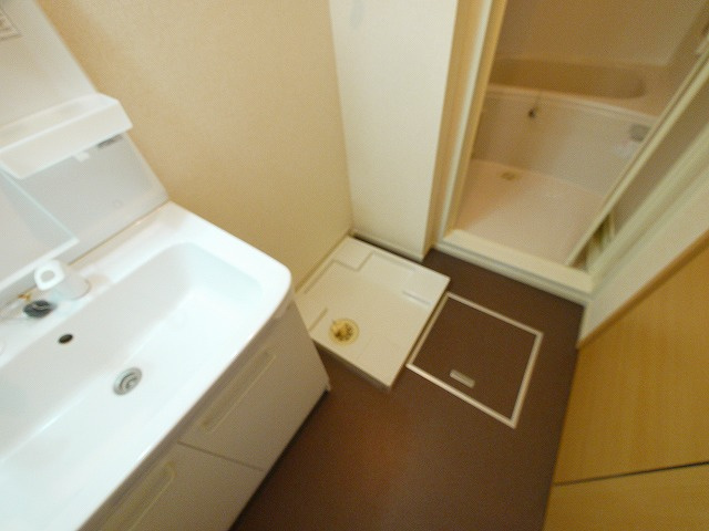 サンガーデンＭ・Ⅰの洗面所|スペースが確保できる洗面所です