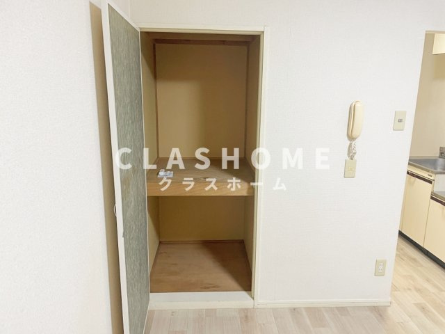 森ヶ丘ハイツの収納|同物件の別部屋になります。