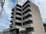 ユトリロサニーの画像