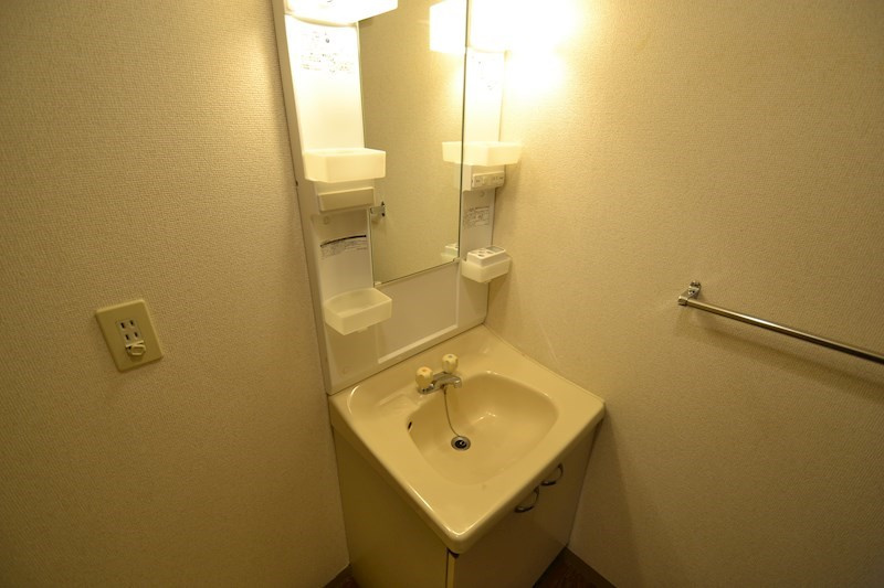 イーストビレッジの独立洗面台