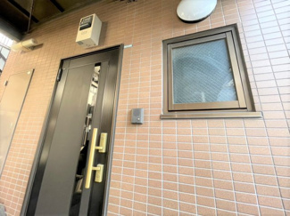 【玄関】 | 小田ビル | 掲載の写真は退去前の写真となります。