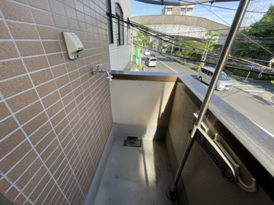 【バルコニー】 | 小田ビル | 掲載の写真は退去前の写真となります。