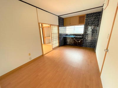 【居間・リビング】 | 企救丘一丁目　戸建