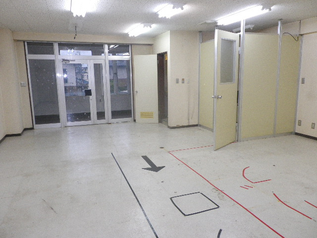 【シャワールーム】 | 室内
