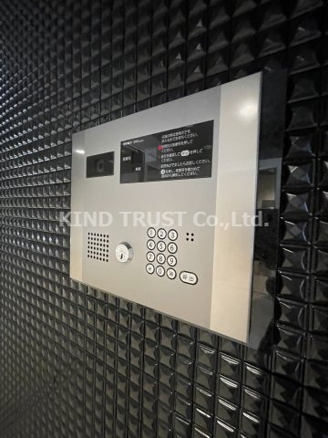 W-style大阪駅前のセキュリティ