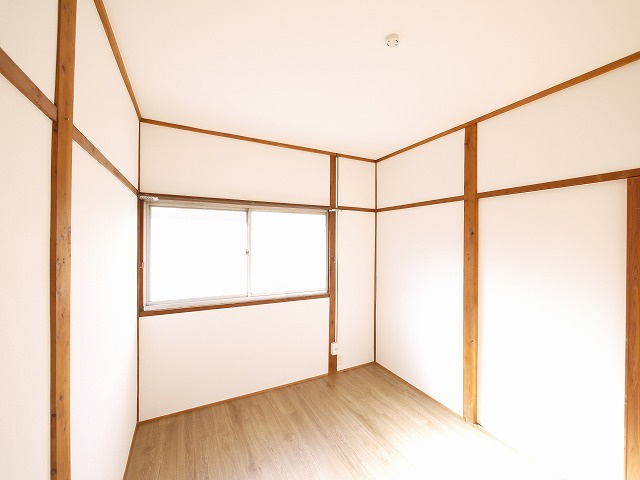大西信良貸家（大安寺１丁目）の洋室|きれいな洋室です