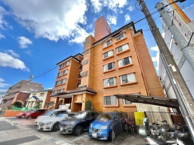 三旺マンション第6名東の外観