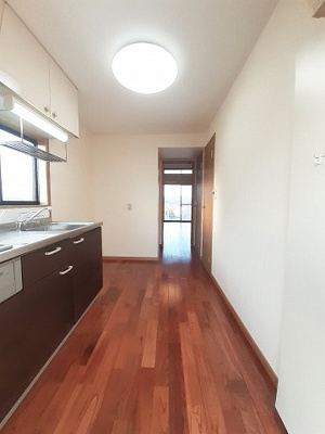 【居間・リビング】 | ヴィラクレスト