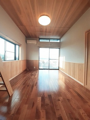 【居間・リビング】 | ヴィラクレスト