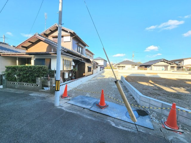 SUN COURT－サンコート－小倉南区若園2丁目　【小倉南区　新築戸建て】の前面道路含む現地写真|現地撮影　2023,1,30　SUN COURT－サンコート－小倉南区若園2丁目　【小倉南区　新築戸建て】