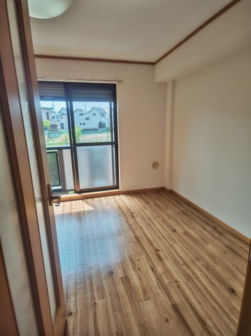 【洋室】 | レイナ・ソレアード | スタンダードな洋室です