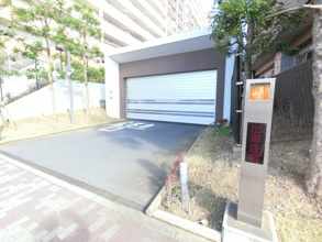 【駐車場】 | 駐車場1台付き☆