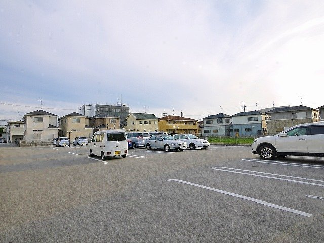 ヌーベル　エスポワールの駐車場|駐車場に車を止められます