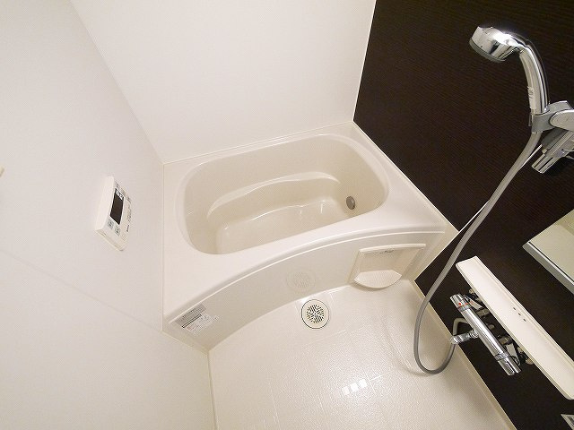 ヌーベル　エスポワールの浴室|落ち着いた空間のお風呂です