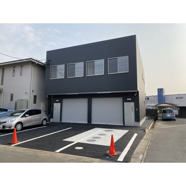 海部郡大治町　倉庫付き事務所