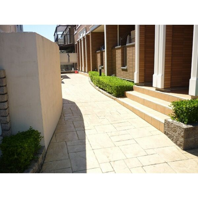 【エントランス】 | ヴィアーレ