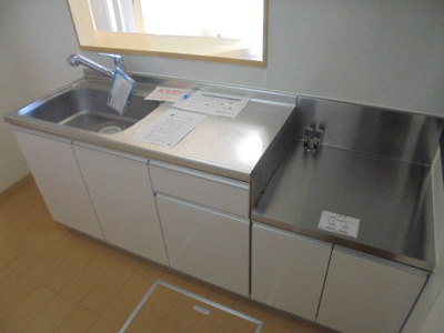 【キッチン】 | ヴィアーレ | 同型タイプ