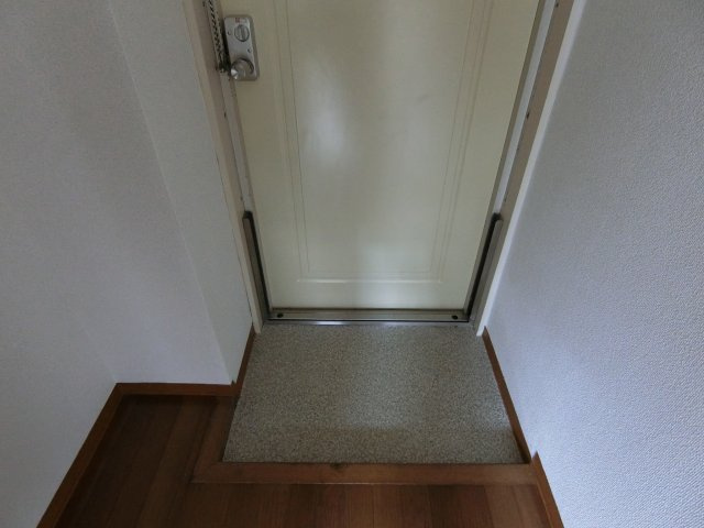 オリエンタル新丸子Ⅲの玄関