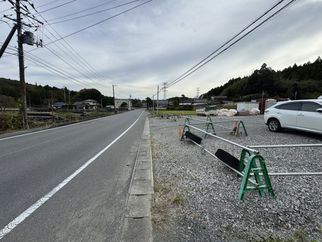 山田町岸ノ内　売土地の前面道路含む現地写真