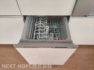 【キッチン】 | 尼崎市大庄西町１丁目中古戸建 | 食器洗い乾燥機付きです♪食後の後片付けはお任せですね(^^)