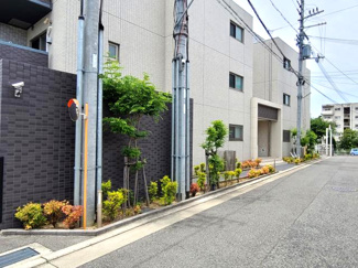 【エントランス】 | 緑豊かな植栽です♪