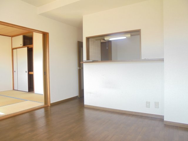 エミネンスNo.2の居間・リビング