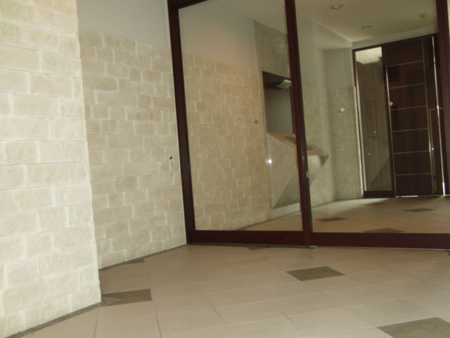 Gramercy Juso-higashi1stのロビー