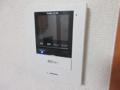 プレジール春日（旧レオパレス西院）のセキュリティ|ＴＶモニターフォン