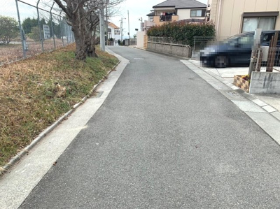【前面道路含む現地写真】 | 明石市魚住町金ヶ崎　中古戸建 | 前面道路♪