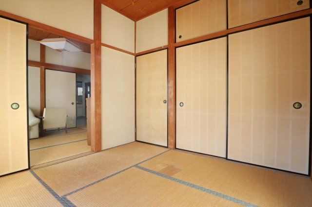 谷中貸家の寝室