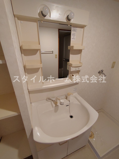 【独立洗面台】 | クレール花田 | 別部屋写真です。