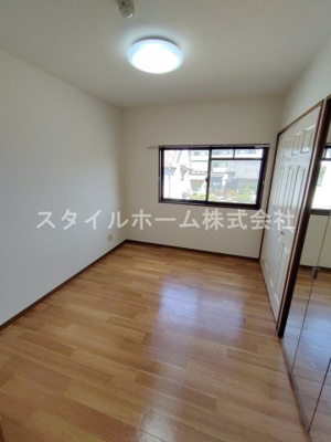 【居間・リビング】 | クレール花田 | 別部屋写真です。