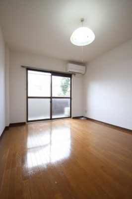 【洋室】 | グレイスフル山本