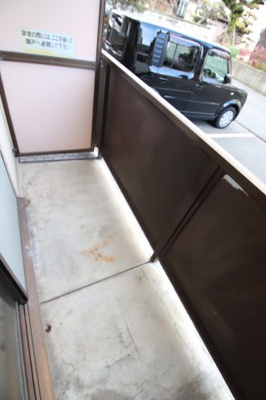 【バルコニー】 | グレイスフル山本