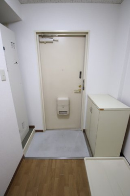 【玄関】 | グレイスフル山本