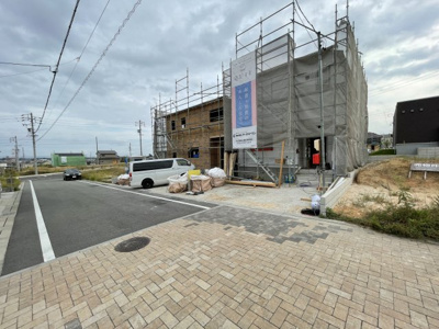 【前面道路含む現地写真】 | 愛知郡東郷町和合 全２棟　＜仲介手数料無料＞東郷小・東郷中　新築一戸建て | 〈内覧予約キャンペーン実施中！〉マックスバリュde住まい相談までご連絡下さい。