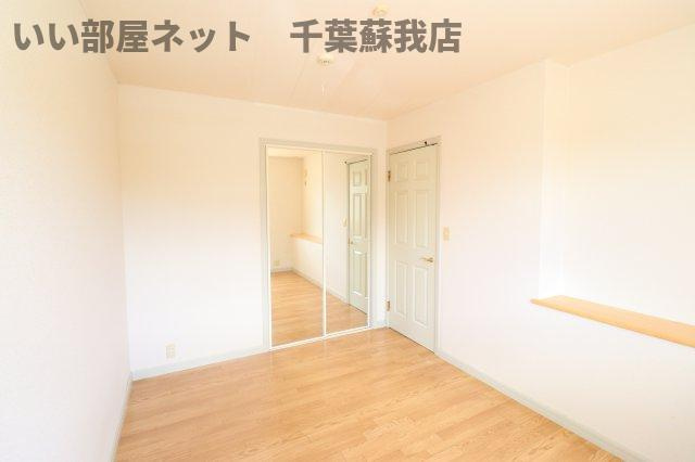 スプリングチェリーⅠの寝室|ゆとりの広さです