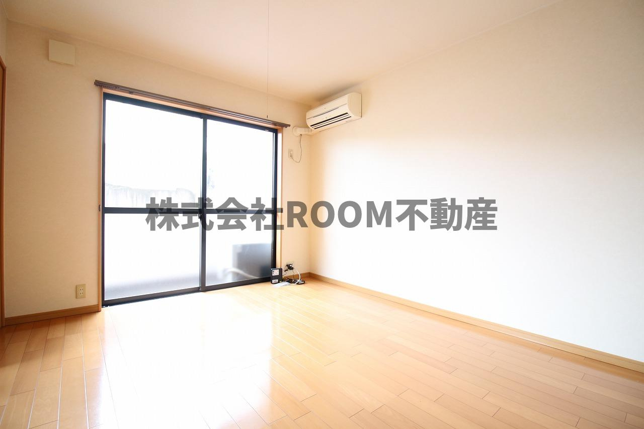 アヴァンセ八幡の居間・リビング|ゆったり過ごせる居間です