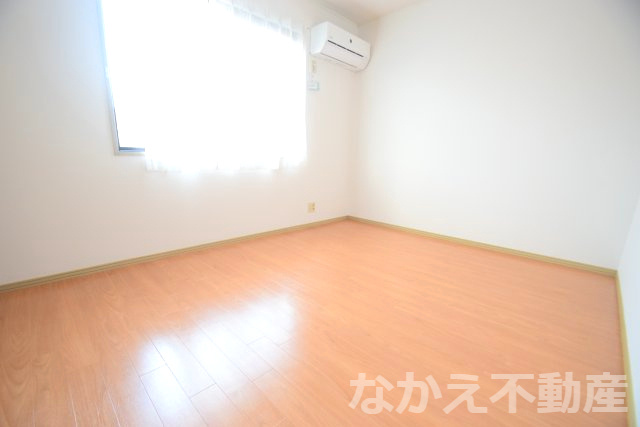 【寝室】 | 使い勝手のいい寝室です