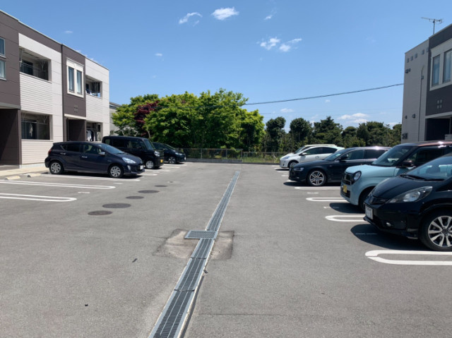 筑後市大字一条のアパートの駐車場