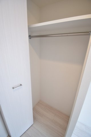 エスリード大阪NAGAHORI GATEの収納