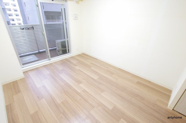 プレサンス天神橋スカイル　仲介手数料無料の居間・リビング