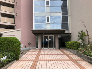 【エントランス】 | 桜台ハイツ２号棟 | お掃除の行き届いたエントランスです♪