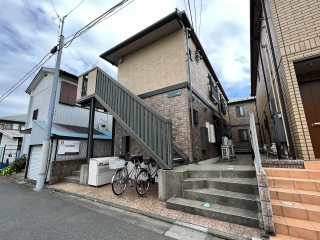 ドルフクレセント 参番館