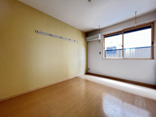 ドルフクレセント 参番館の洋室