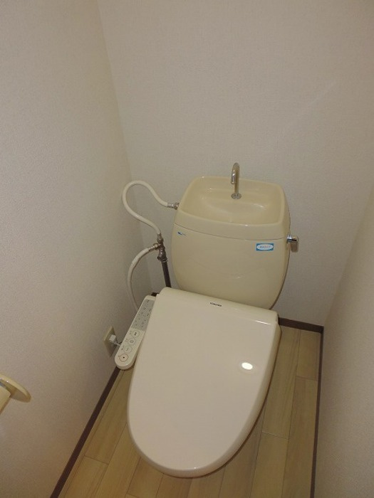熊本市北区飛田４丁目のアパートのトイレ