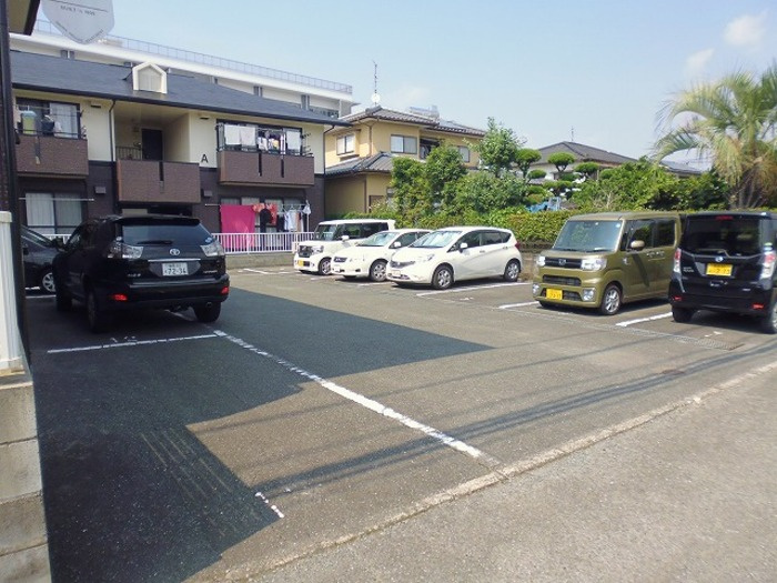 熊本市北区飛田４丁目のアパートの駐車場